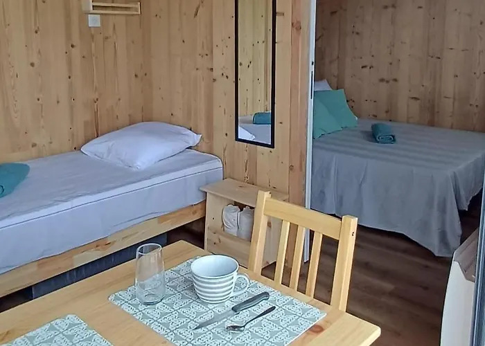 Cabane cosy&bain nordique La Mâh'nnotte Hébergement de vacances Hergugney